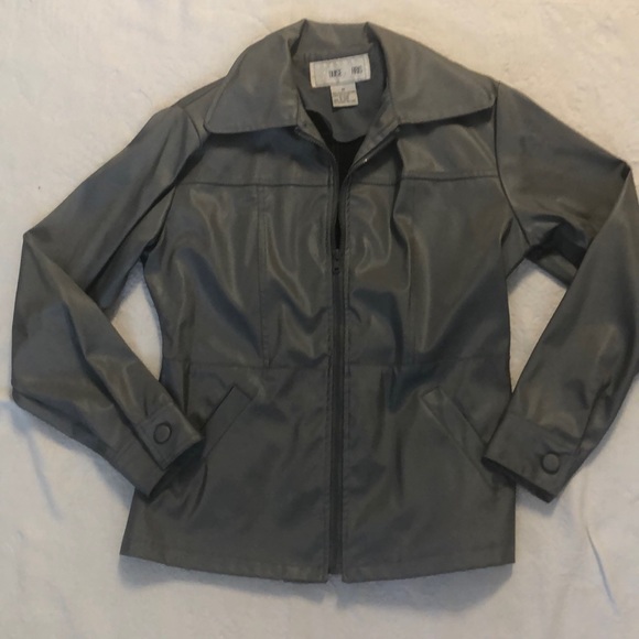 Silver lightweight jacket - Picture 1 of 4
